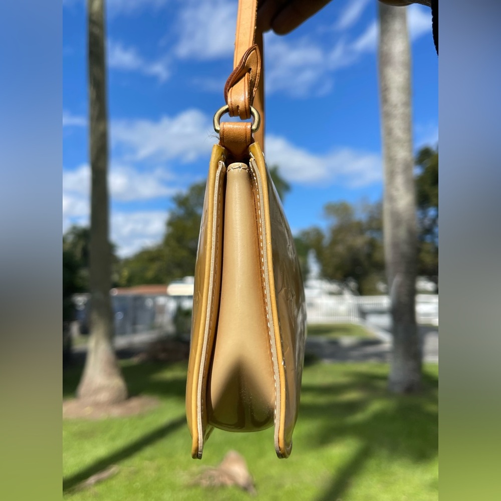 Louis Vuitton Vernis Pochette Lexington - Picture 8 of 14